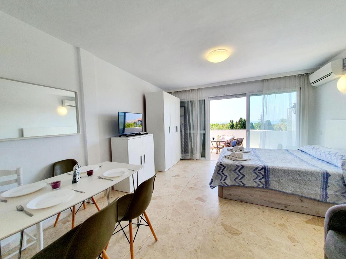 Estudio Coronado 324 Марбелья Экстерьер фото